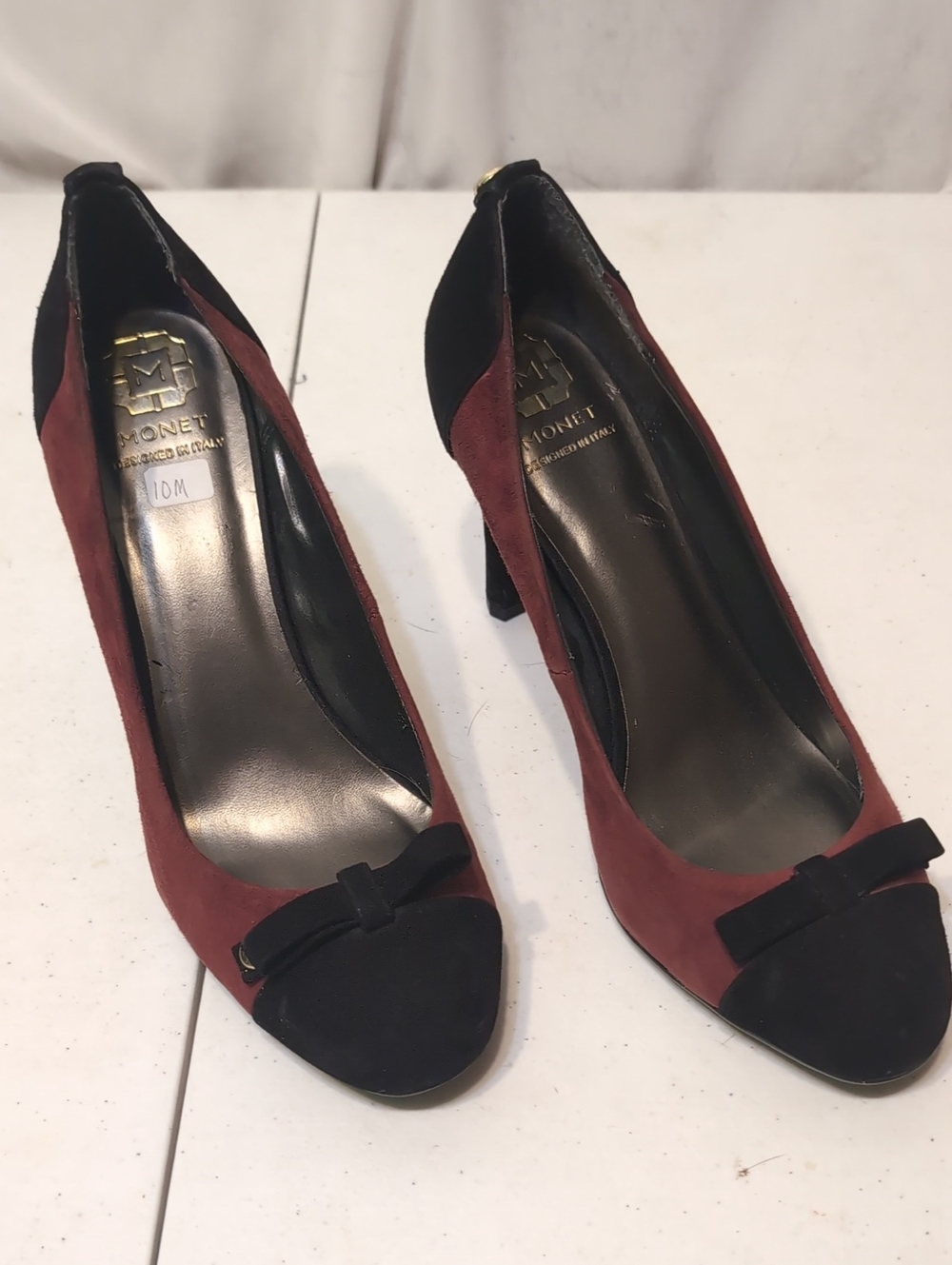 Monet Two-Tone Burgundy and Black Suede Pumps Size 10 Medium